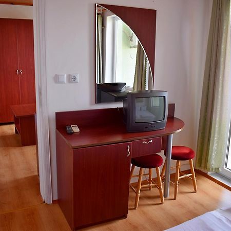 Royal Hostel Warna Zewnętrze zdjęcie